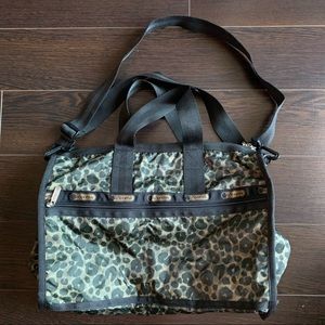 LeSportsac Medium Weekender Duffel Bag Travel